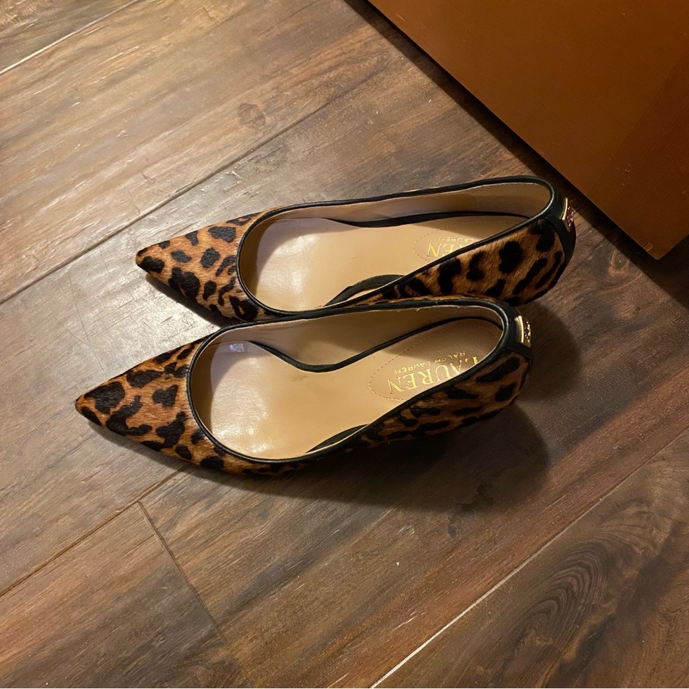Lauren Ralph Lauren's Lanette II Pumps 5.5B - Picture 2 of 4